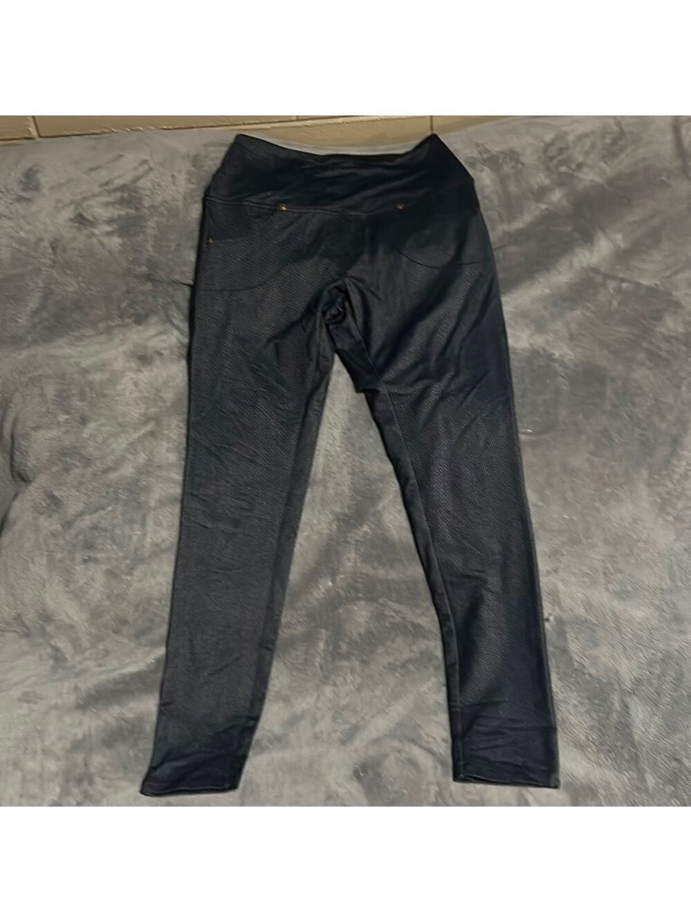 Ruby Ribbon Womenโs Jeggings